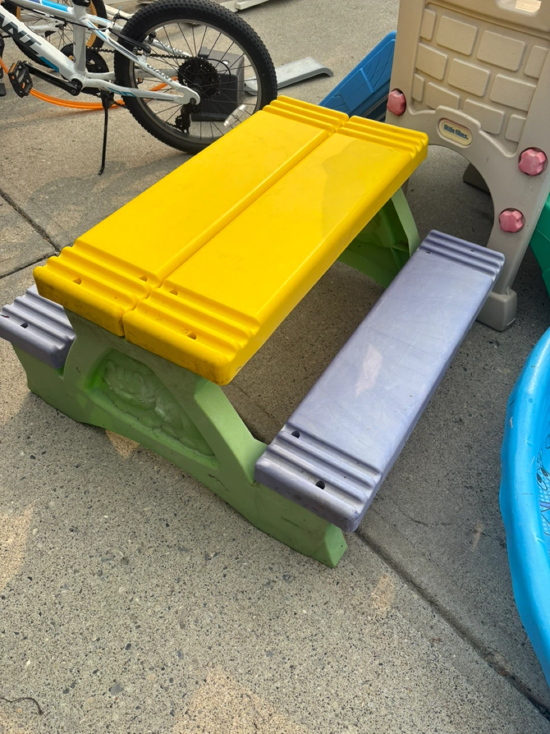 Kids Picnic Table - photo 3