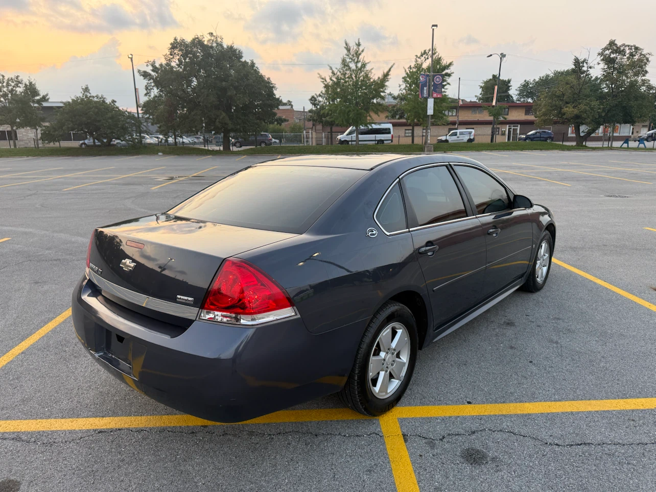 2009 Chevrolet Impala LT - photo 4