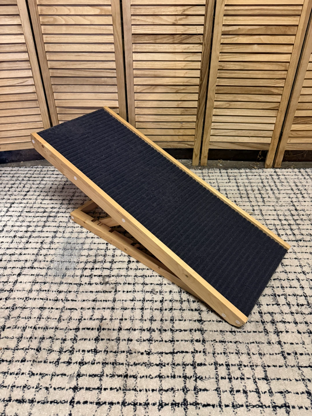 Adjustable Pet Ramp - photo 2
