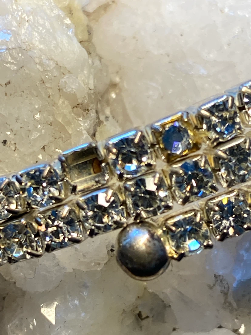 Sparkly Rhinestone Coil Bracelet - photo 2