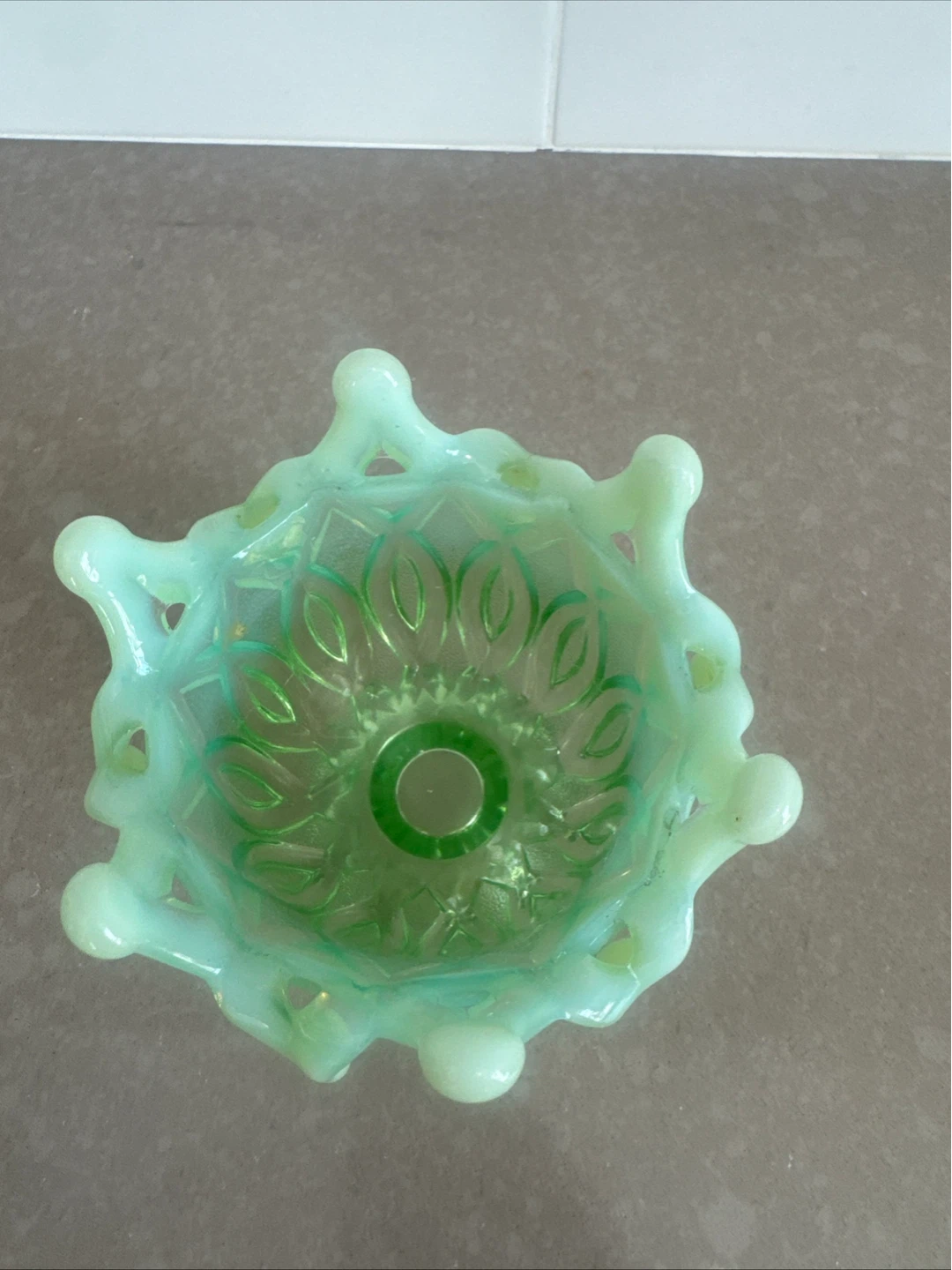Northwood opalescent green glass spooner ruffled rim. 1900-1915 - photo 2