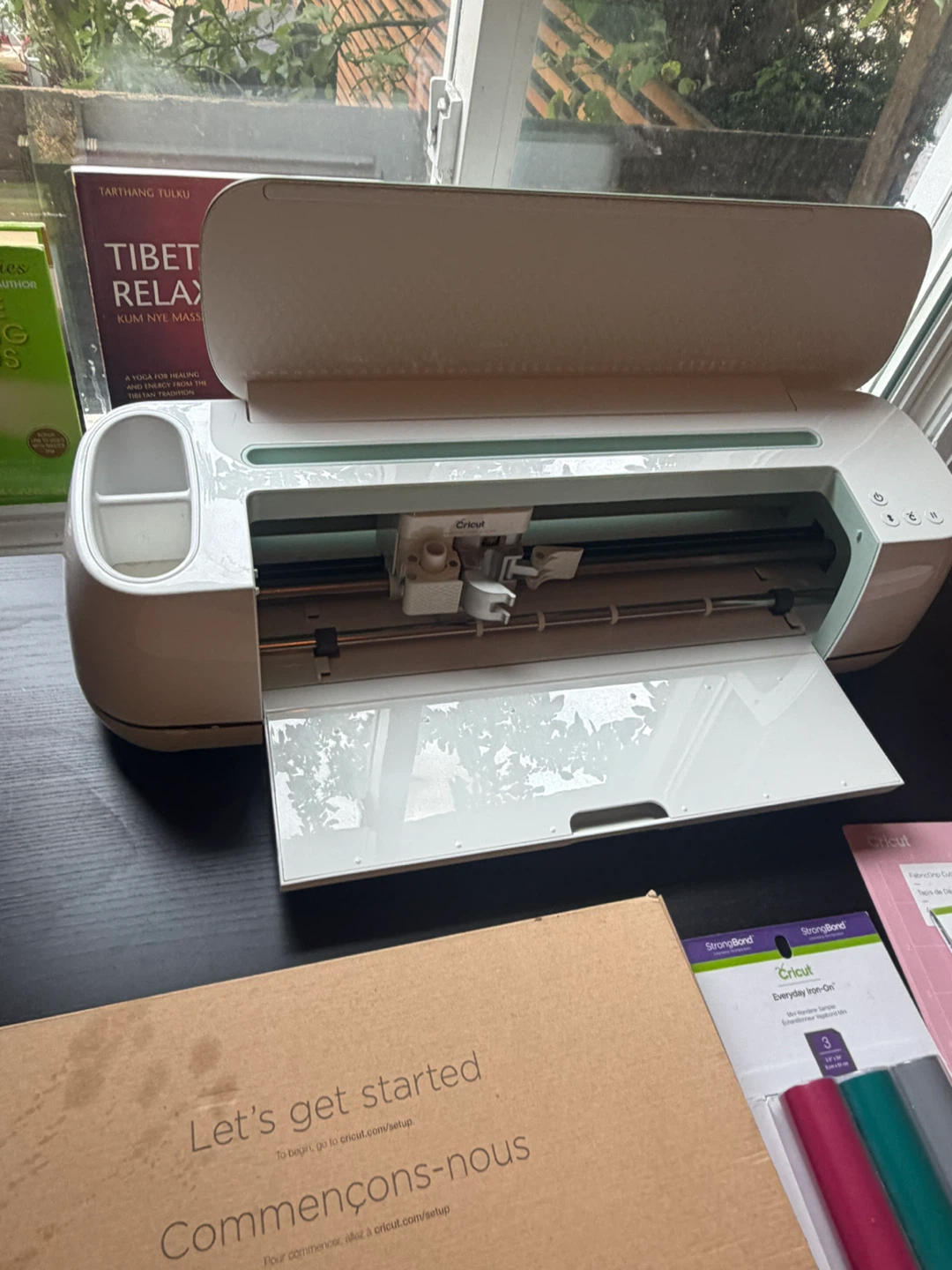 Cricut Maker Cutting Machine Bundle with Accessories - photo 2