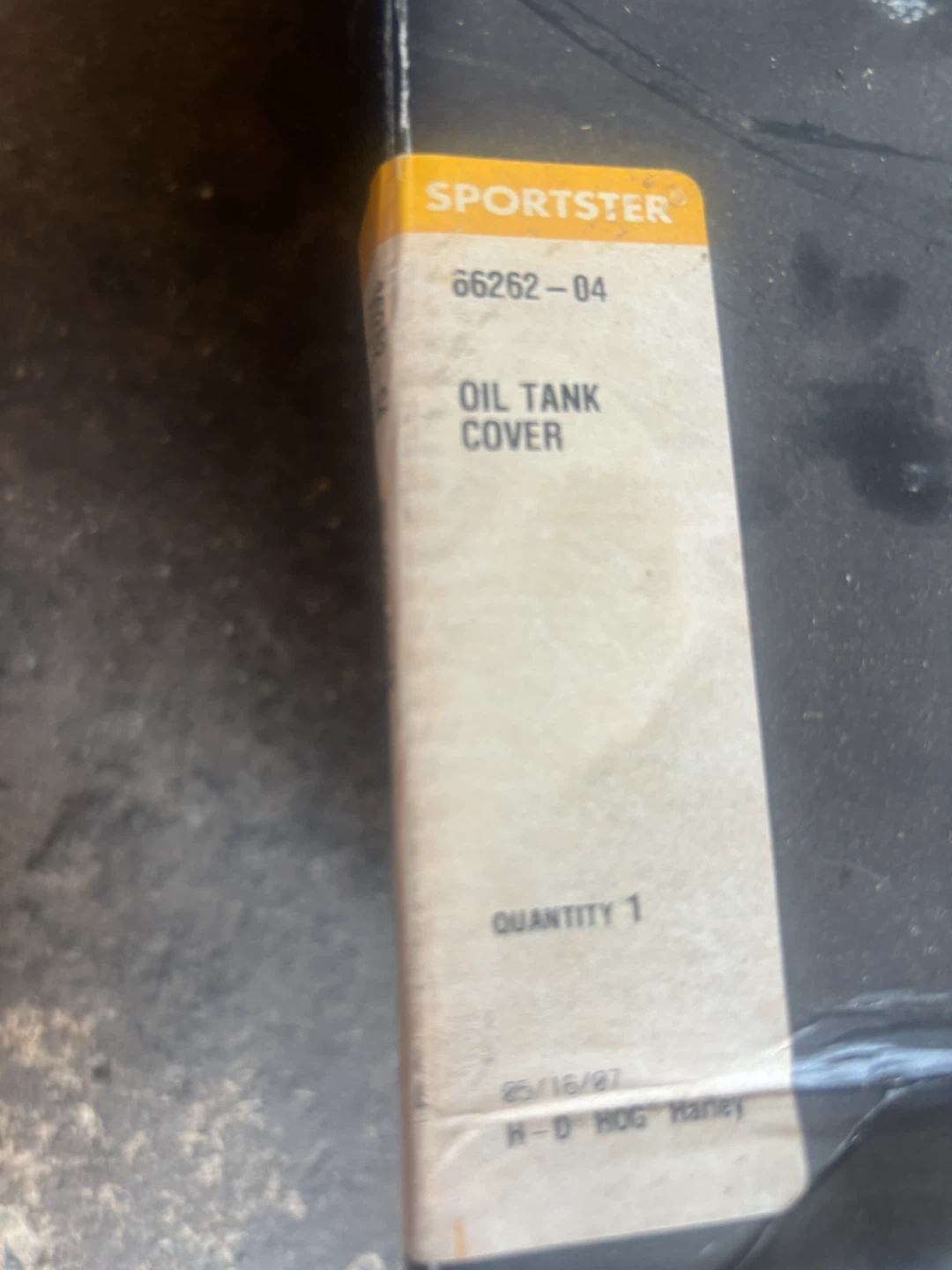 Harley Davidson Oil Tank Cover - photo 3