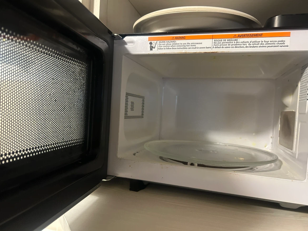 Hamilton Beach Microwave - photo 2