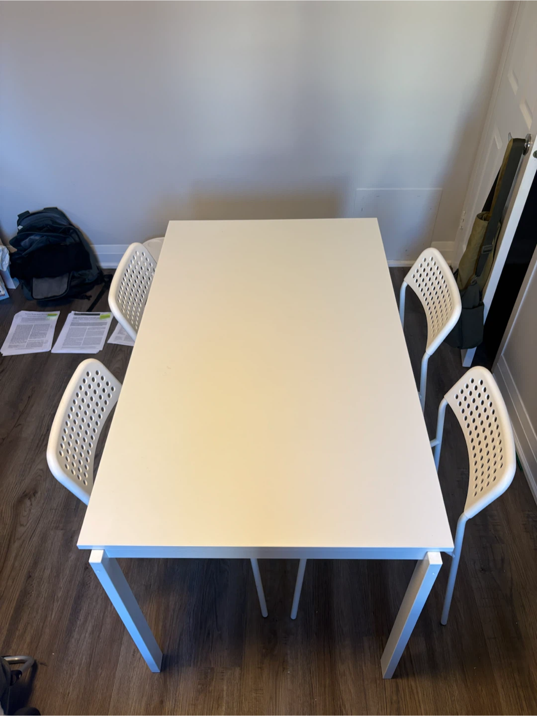 White Dining Table with 4 Chairs - photo 2