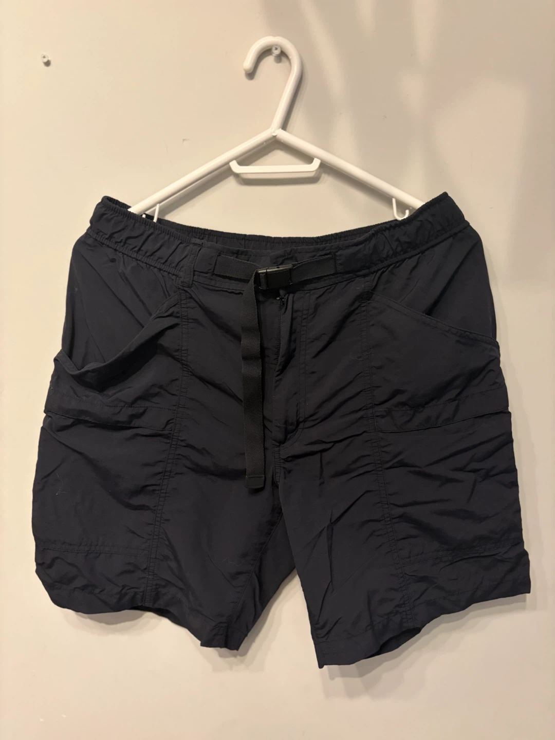 UNIQLO Navy Nylon Shorts Size L
