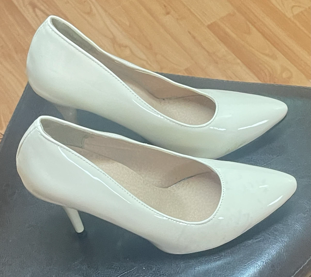Women's Cream Pointed-Toe Heels - photo 3