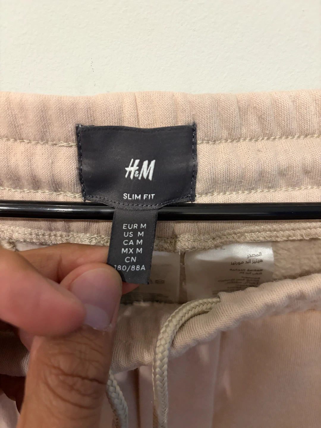 H&M Slim Fit Joggers - Size Medium - photo 3