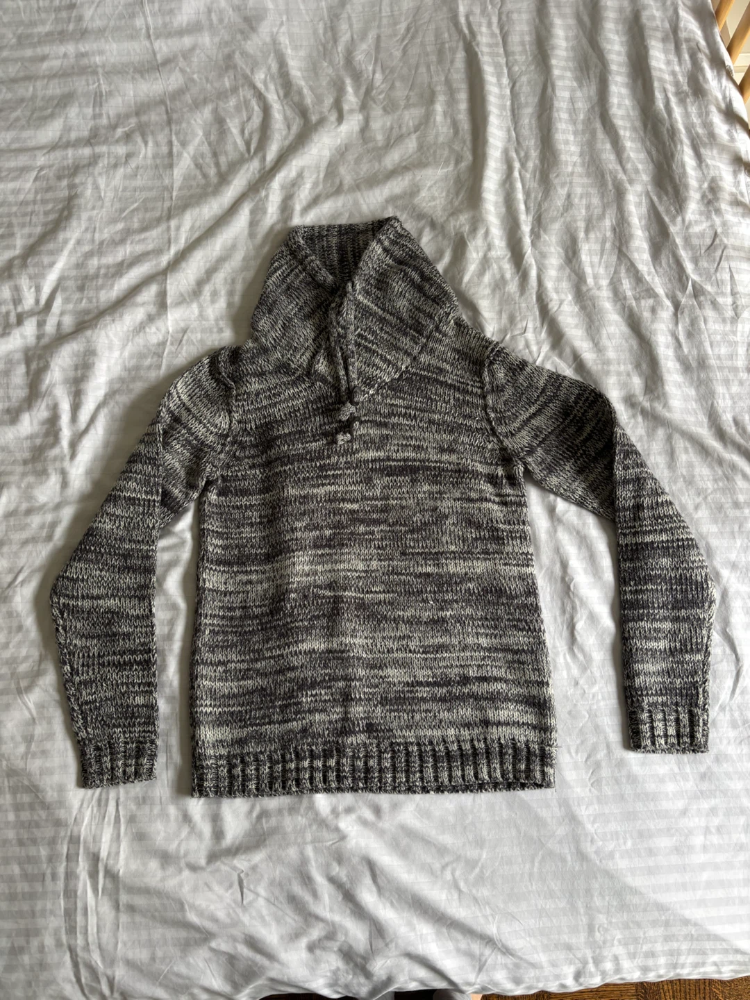 NEVER WORN! H&M Divided Grey Marled Knit Sweater - photo 4