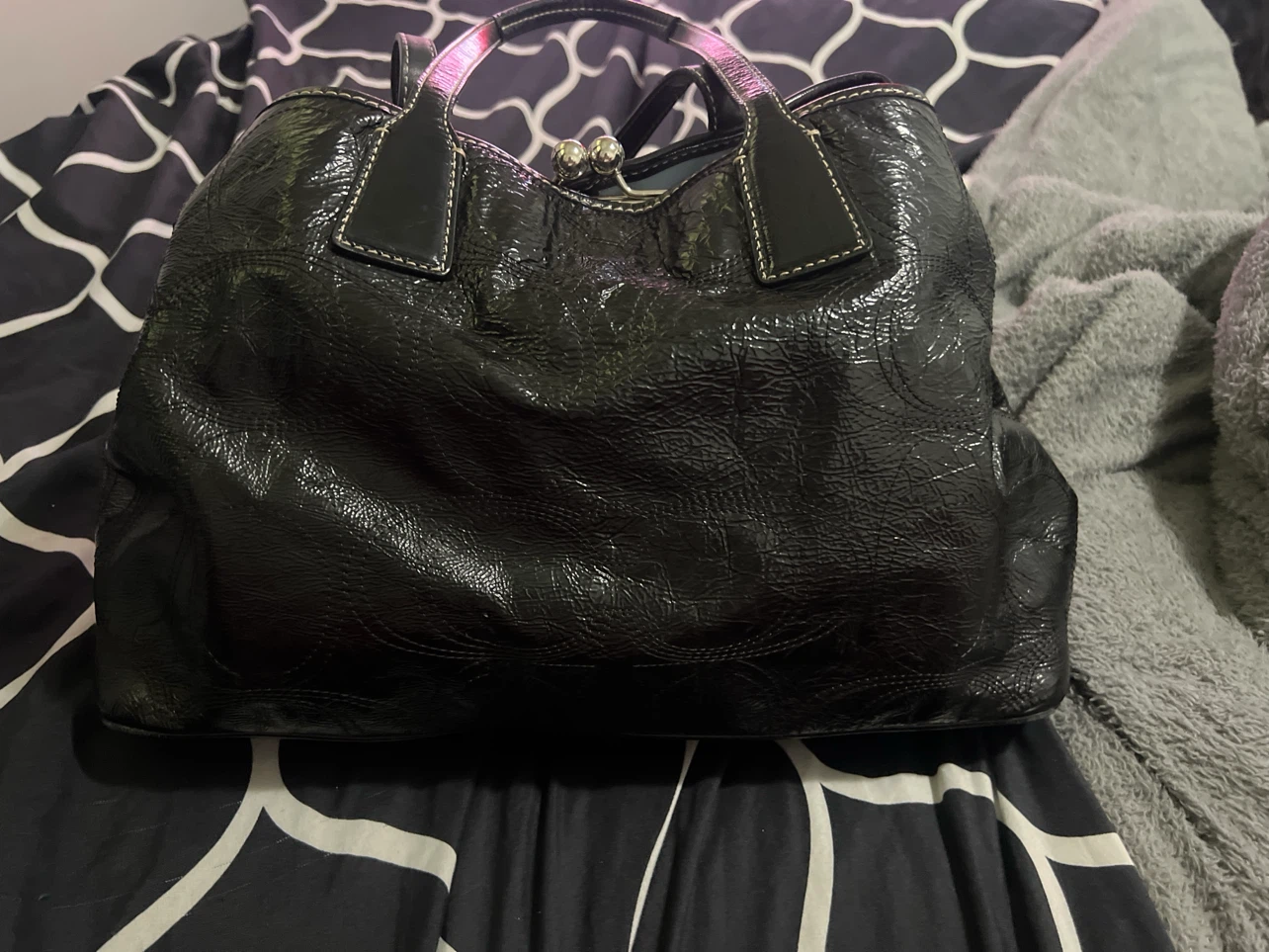Black Patent Leather Coach Handbag - photo 3