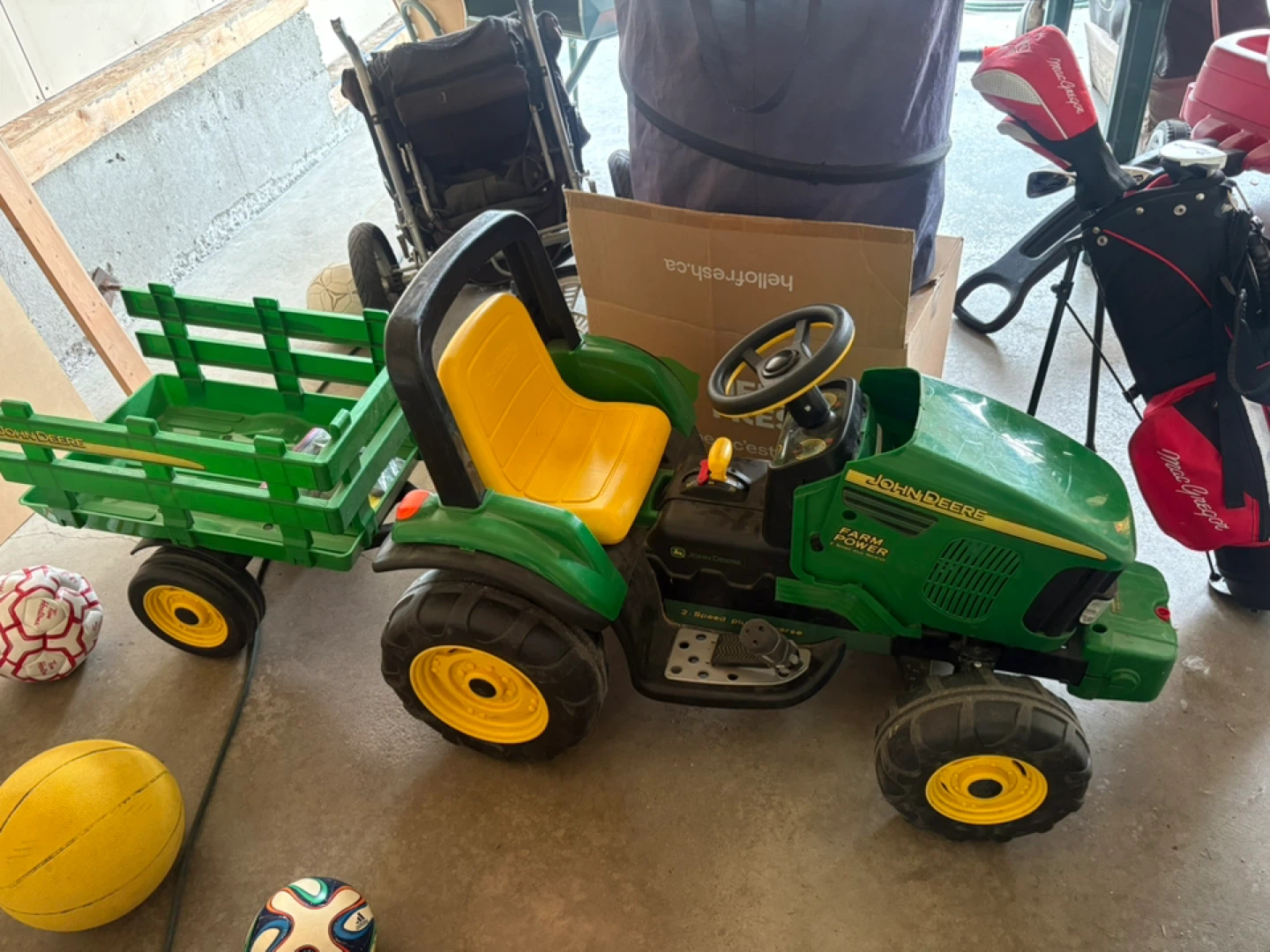John Deere Kids Ride-On Tractor with Trailer - photo 4