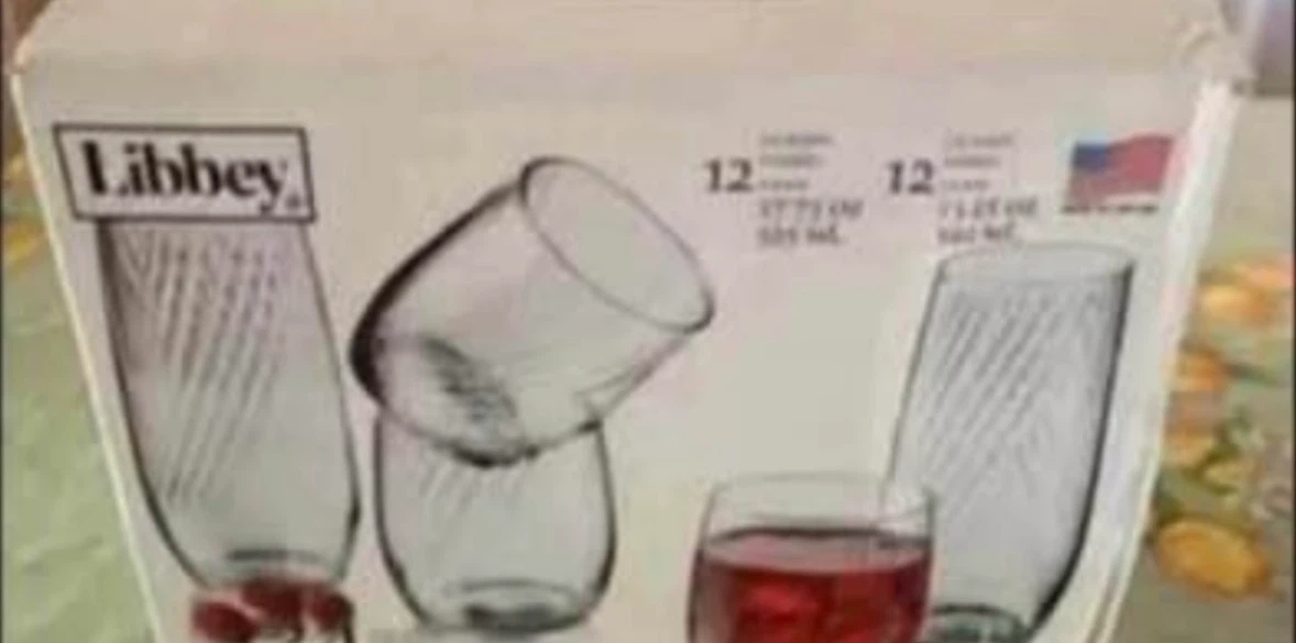 24 housewarming glasses (New) (Free)