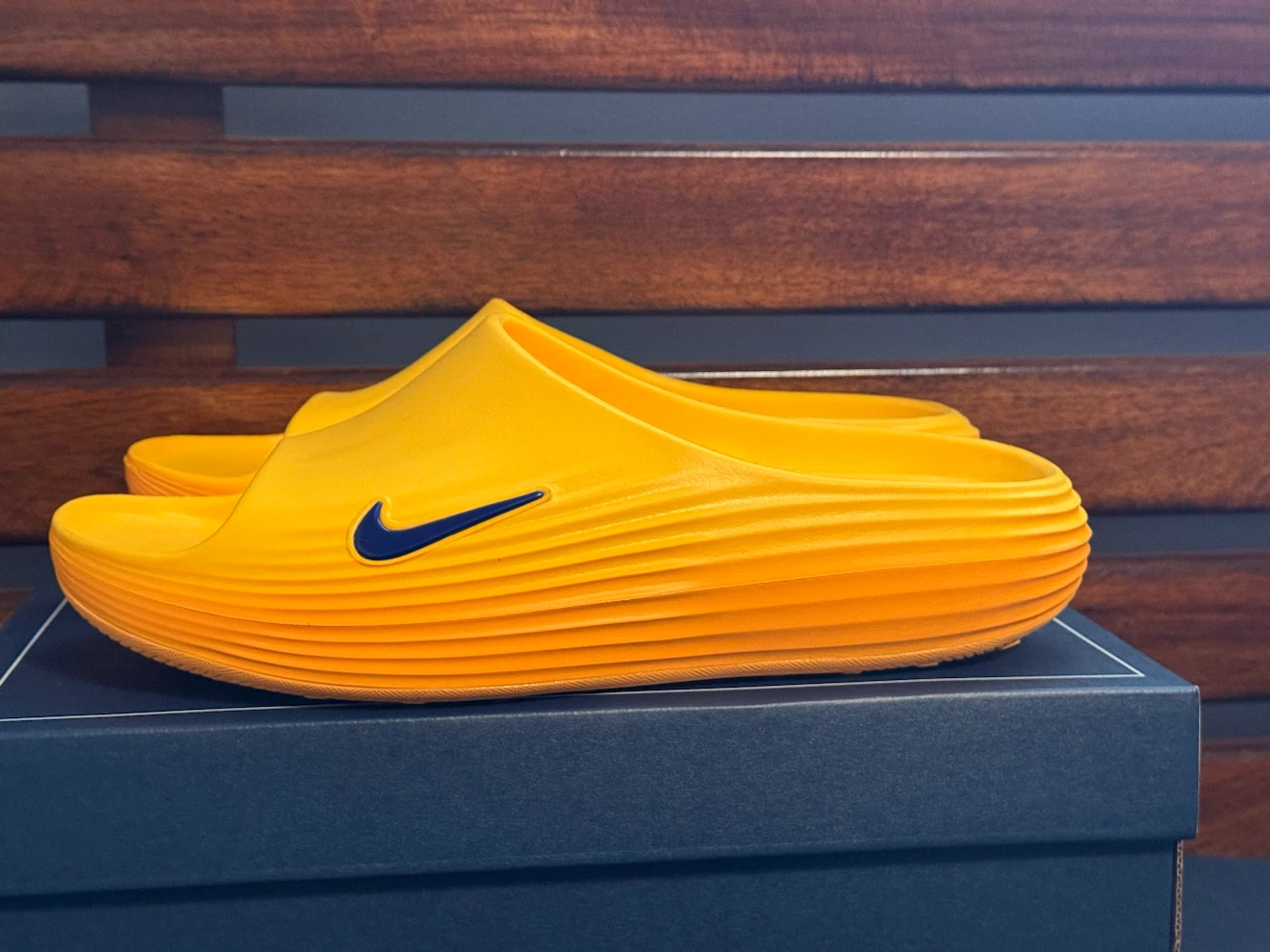 Nike ReactX Rejuven8 Slides Orange/Navy Men’s Size 12 *PREOWNED* - photo 3