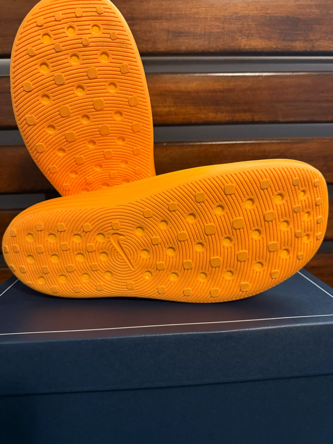 Nike ReactX Rejuven8 Slides Orange/Navy Men’s Size 12 *PREOWNED* - photo 4