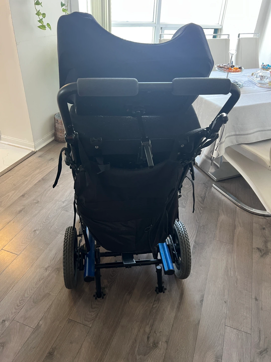 Adult Tilt-in-Space Wheelchair - photo 4