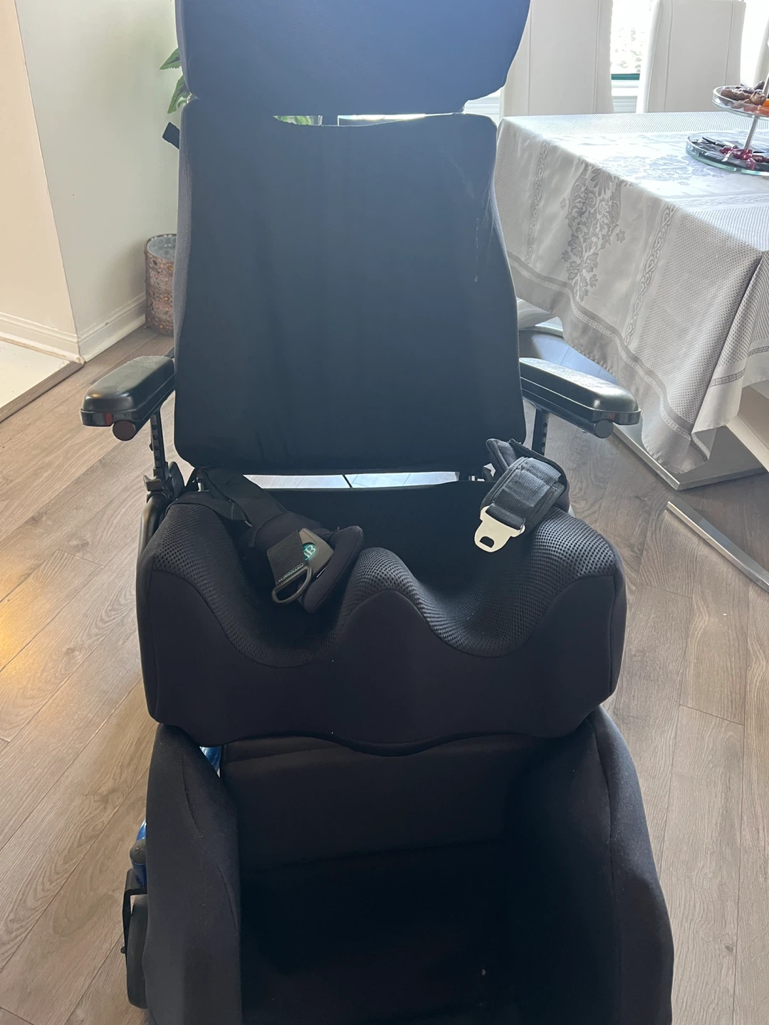 Adult Tilt-in-Space Wheelchair - photo 2
