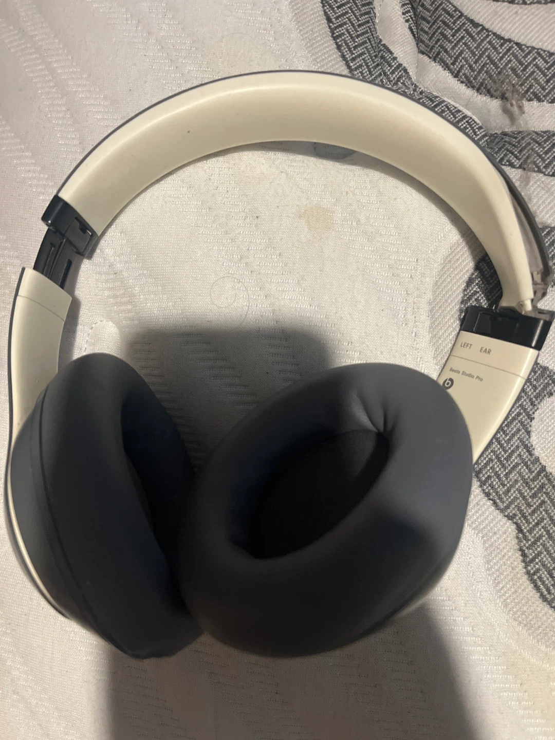 Beats Studio Pro Headphones - Beige