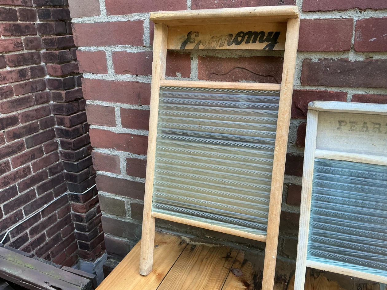 Antique Pearl & Economy Washboards ! - photo 2