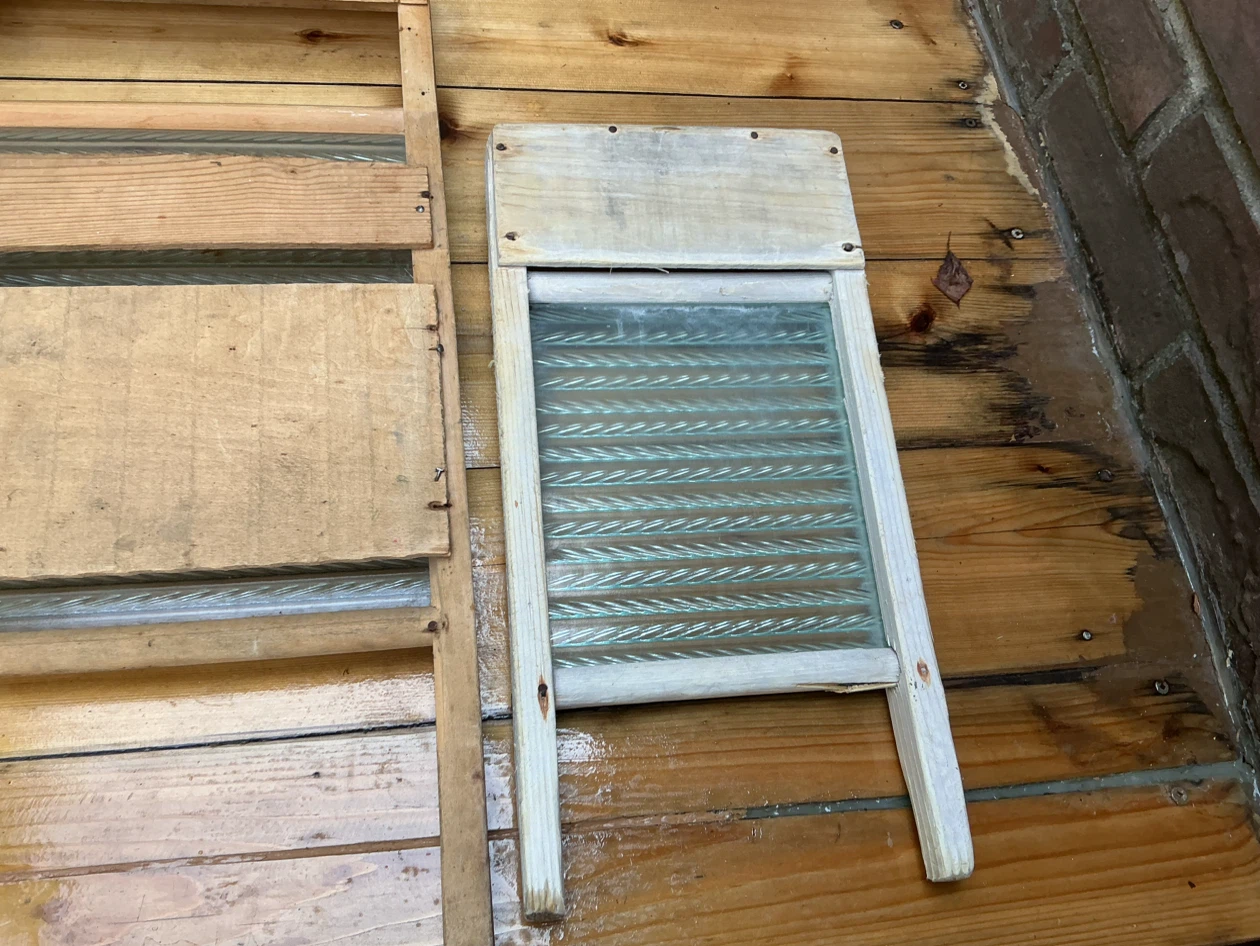 Antique Pearl & Economy Washboards ! - photo 5