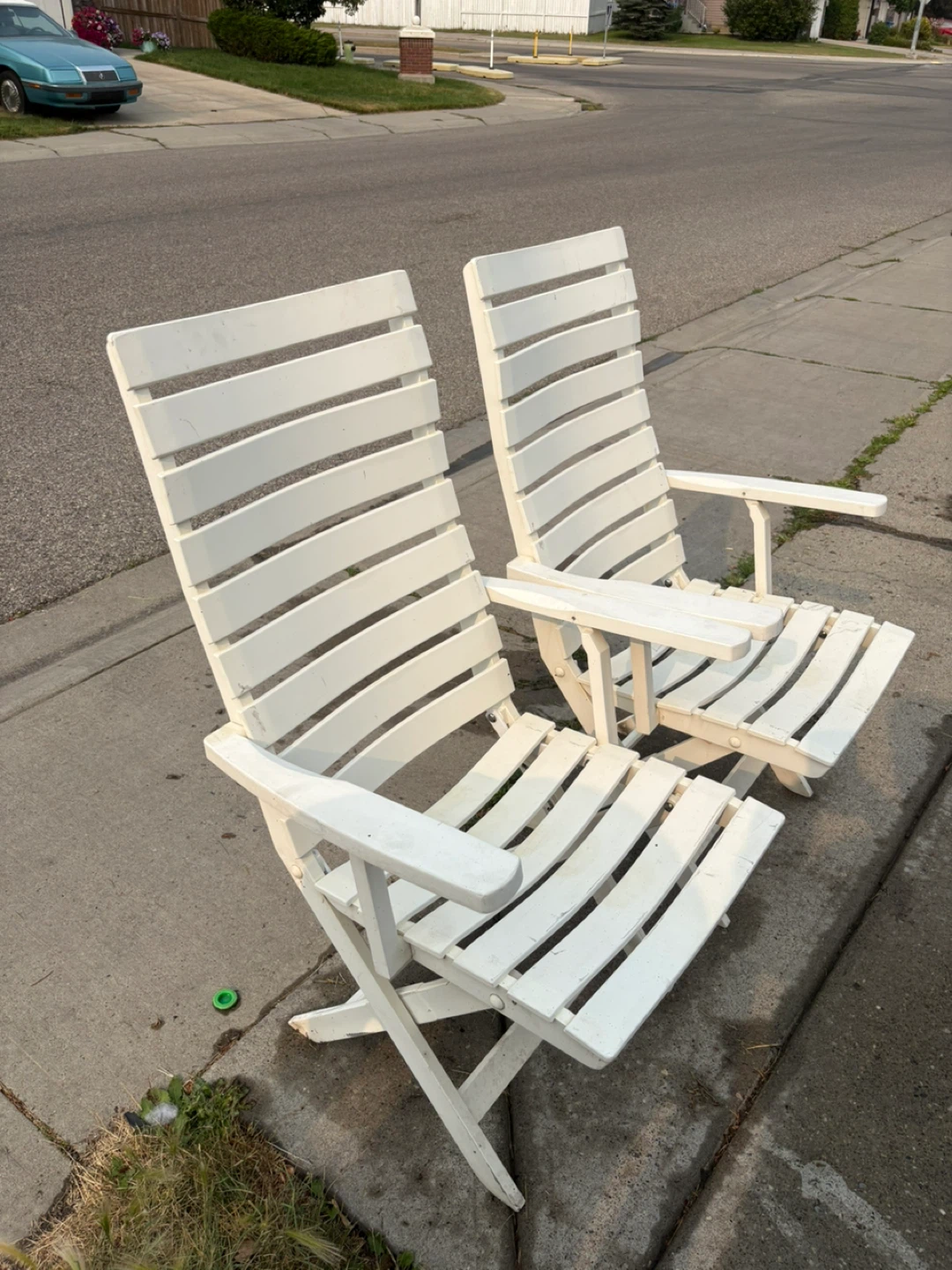 Set of 4 White Folding Patio Chairs - photo 4