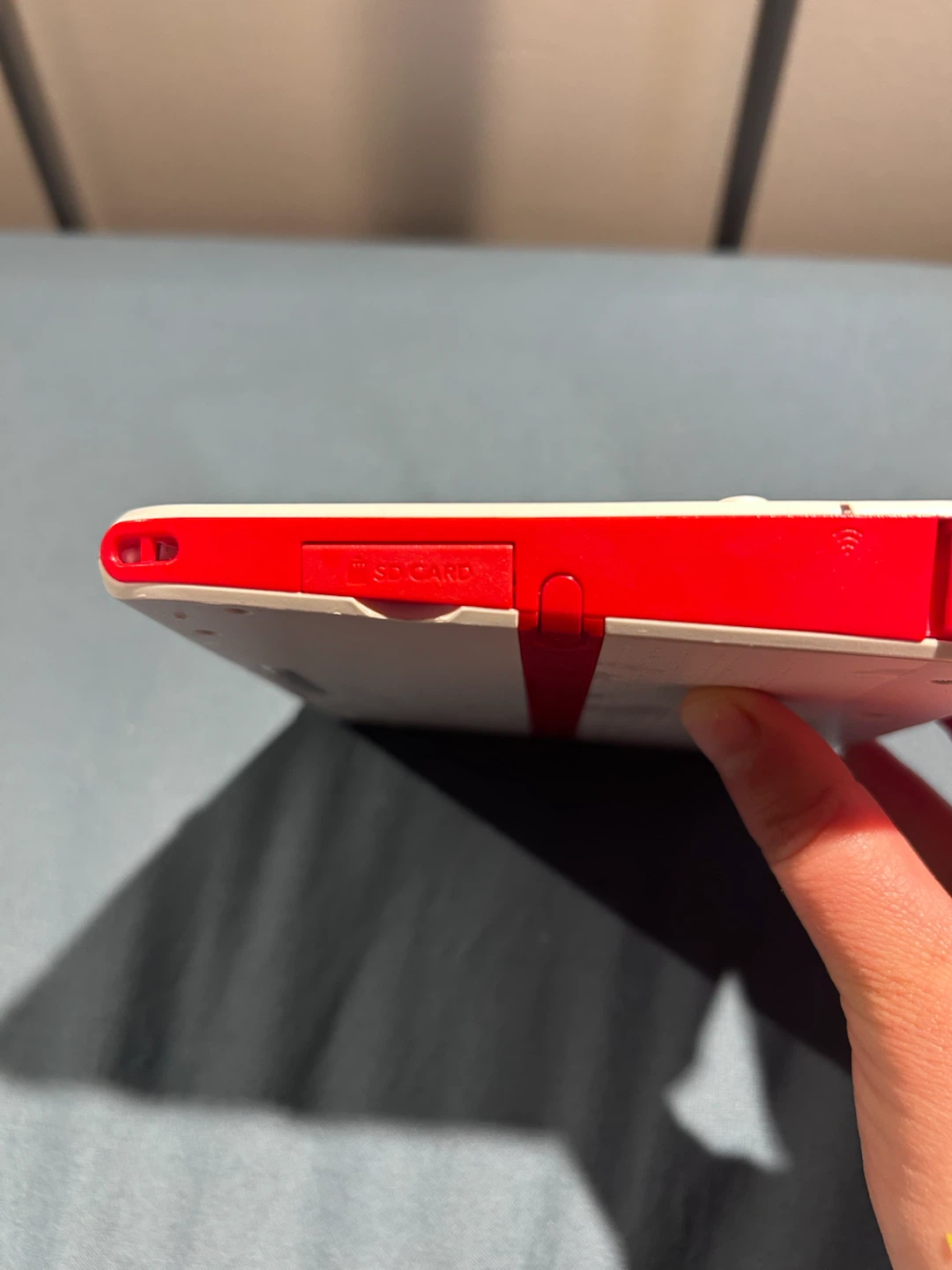 Nintendo 2DS + Stylus + 2 MySims Games - photo 4