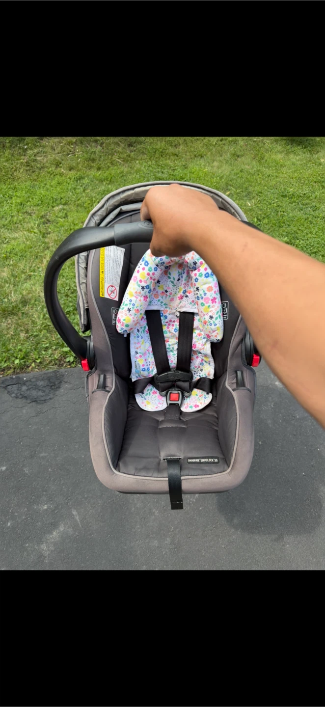 Graco SnugRide 35 Infant CarSeat - photo 2