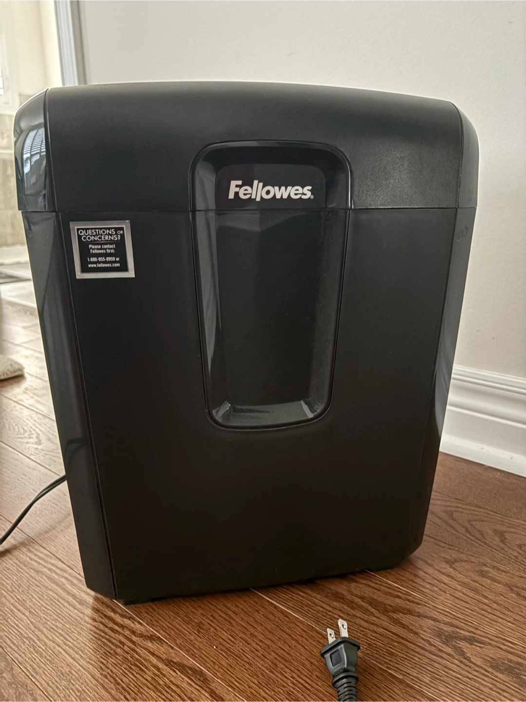 Fellowes Paper Shredder