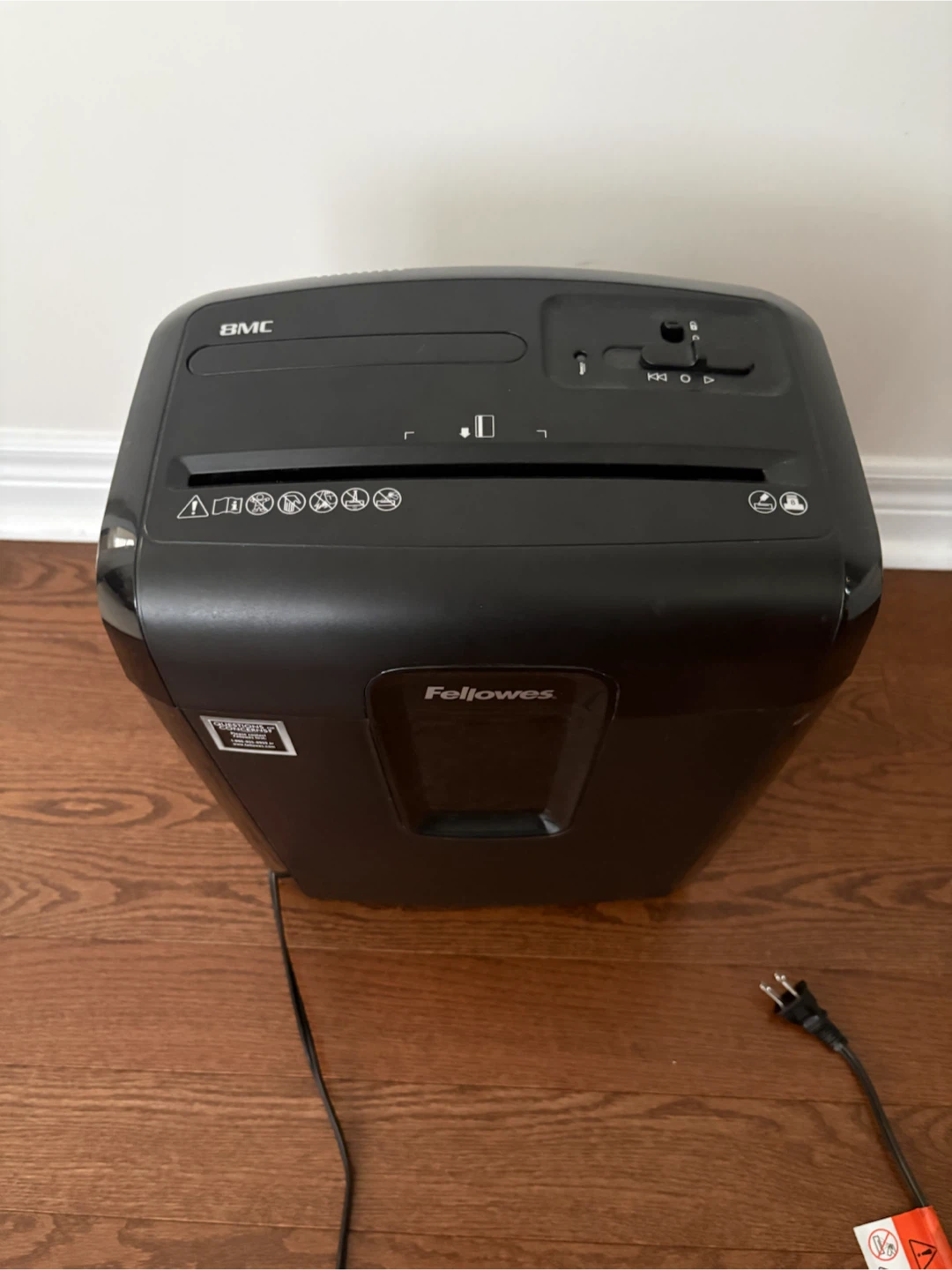Fellowes Paper Shredder - photo 3