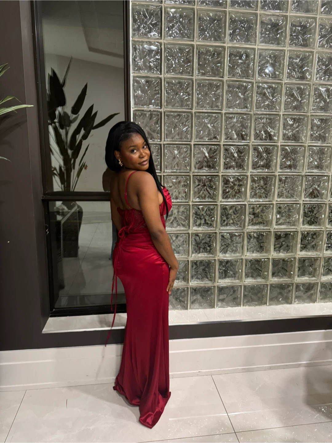 Red dress - photo 2