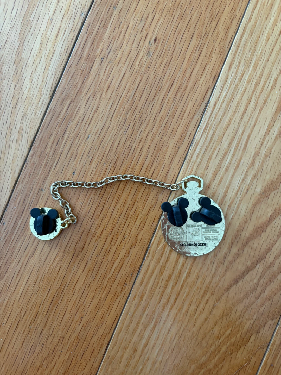 Disney Mickey Mouse Pocket Watch Enamel Pin - photo 4