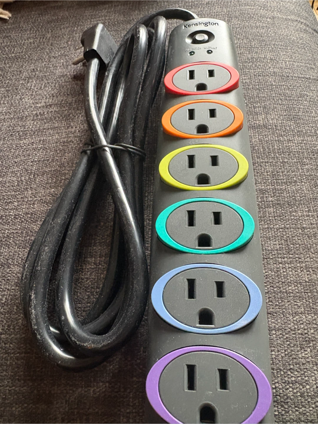 Kensington 7-Outlet Power Strip with Surge Protection