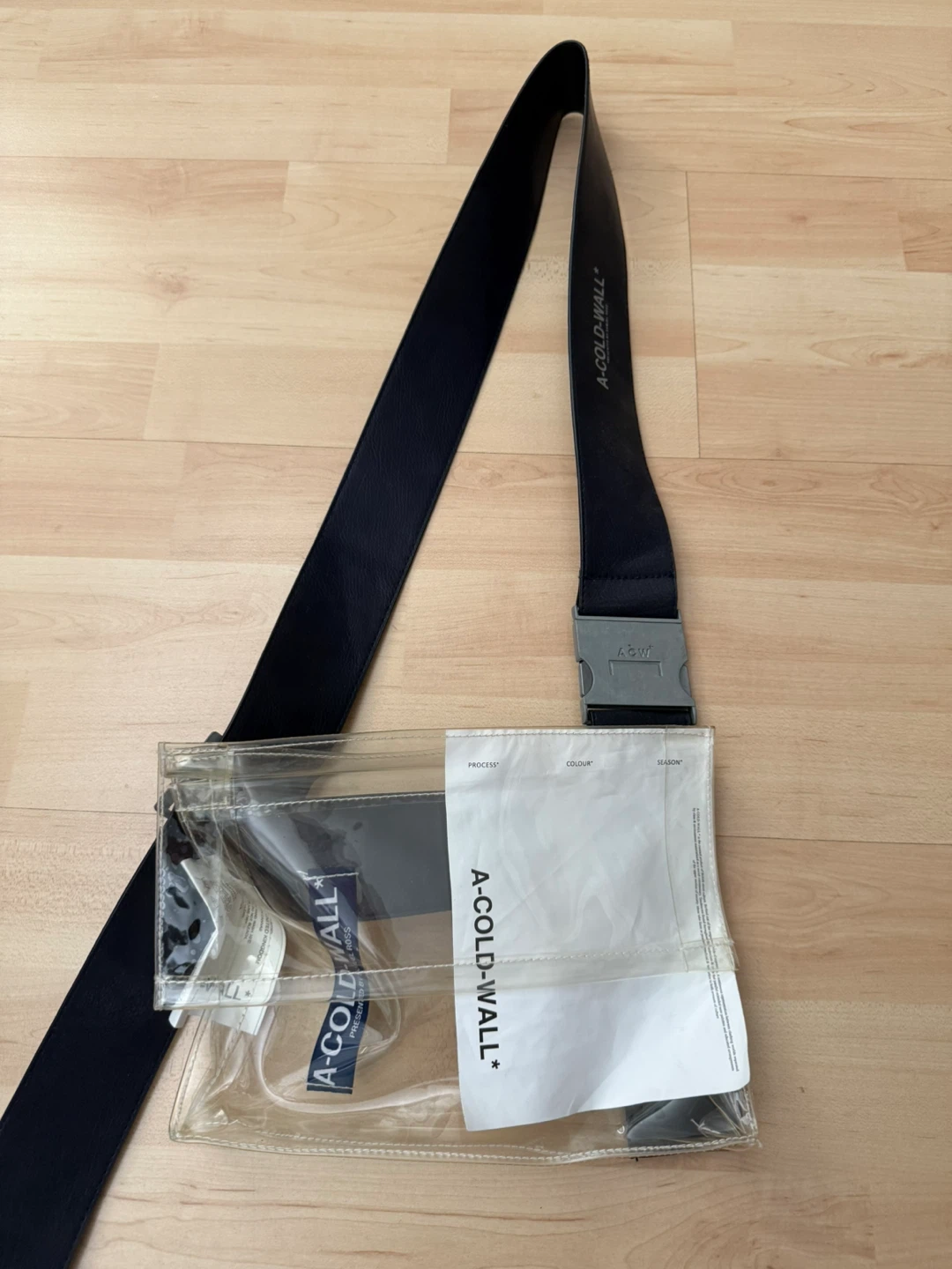 Clear shoulder bag