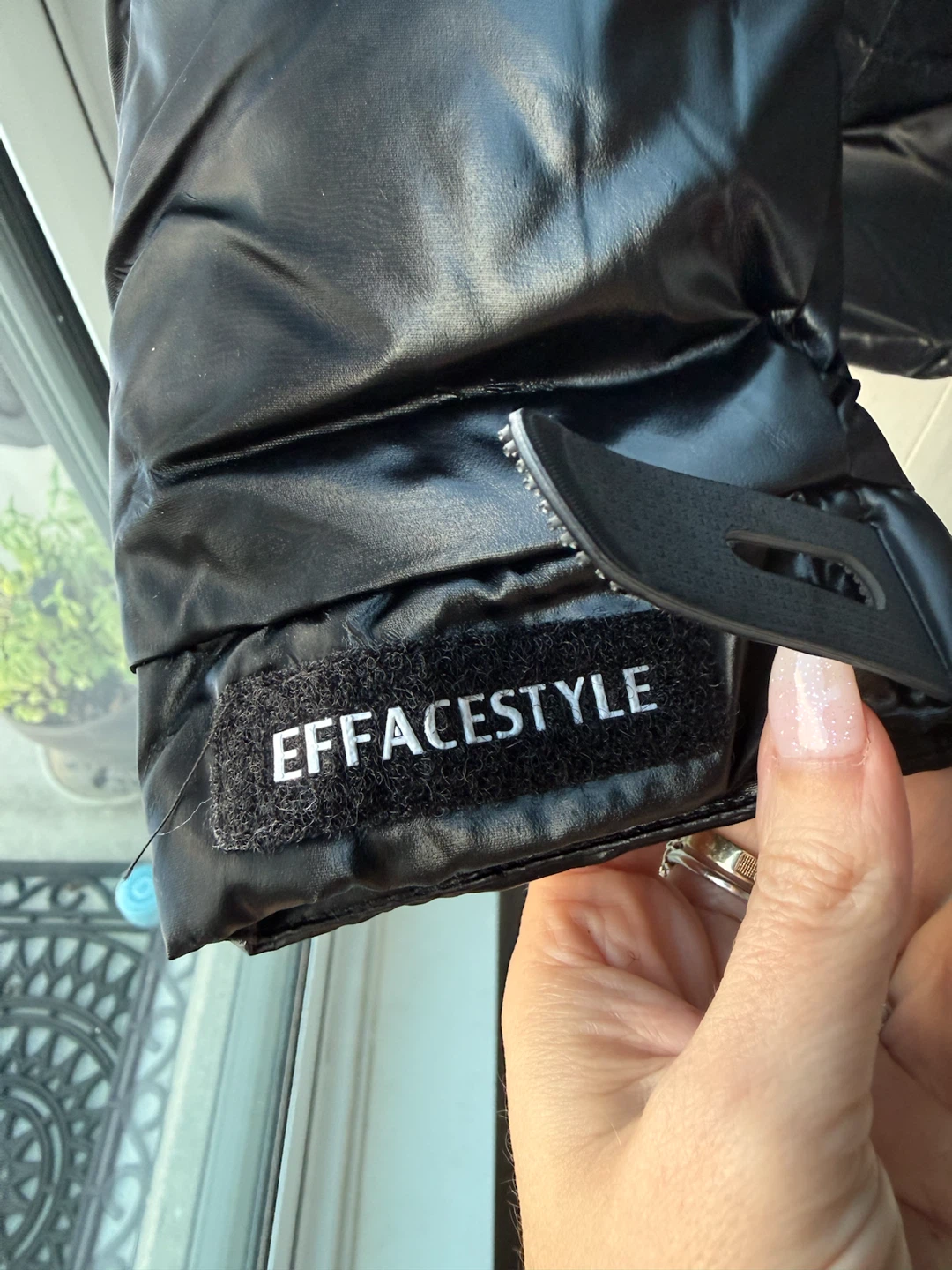 Black Puffer Jacket size small - photo 4