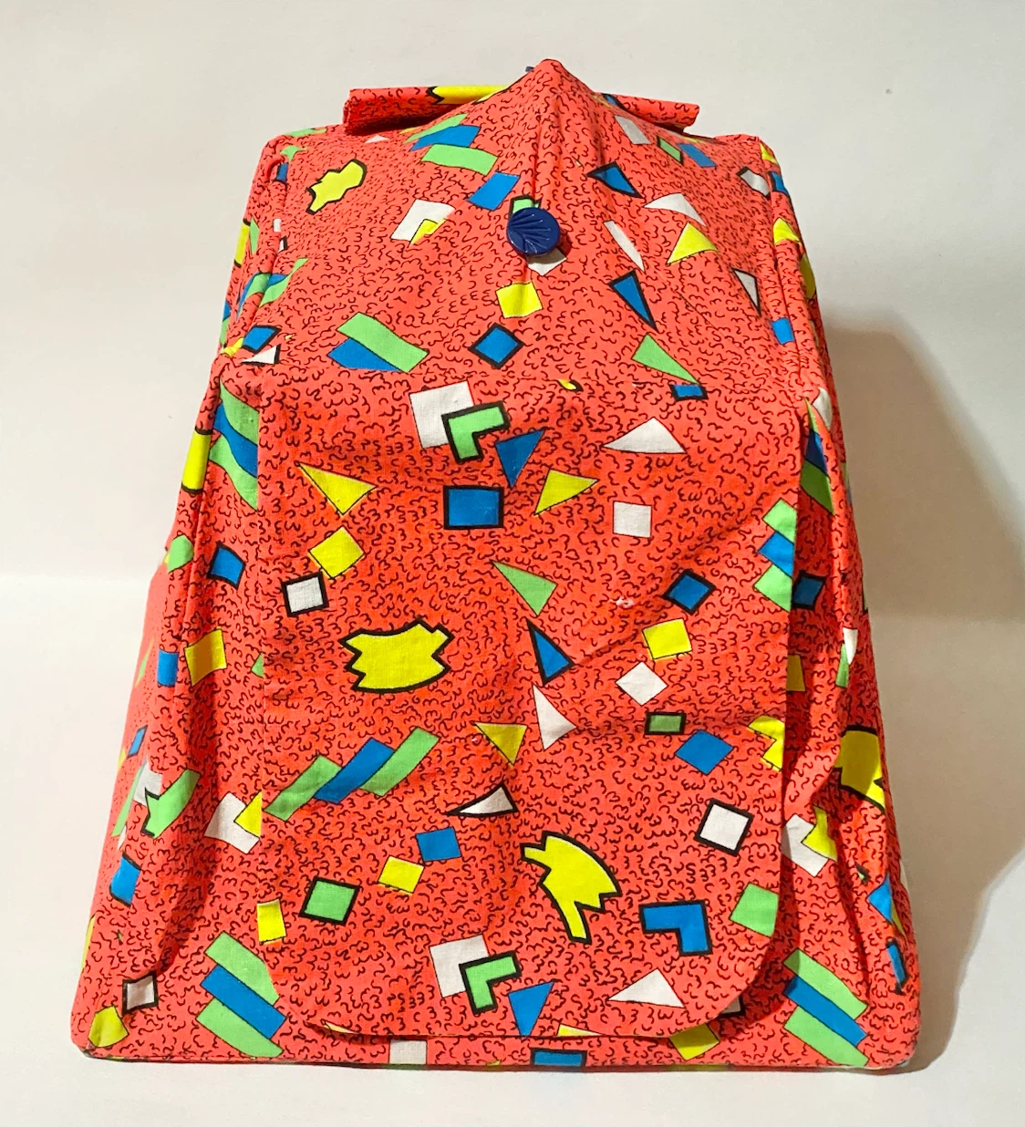 Retro 80s Geometric Print Doll Tent House