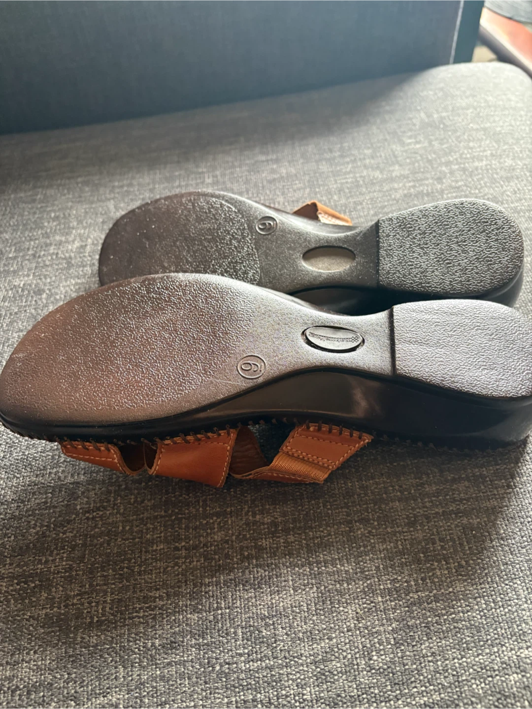 Naturalizer Women's Brown Leather Sandals Size 6 - photo 3