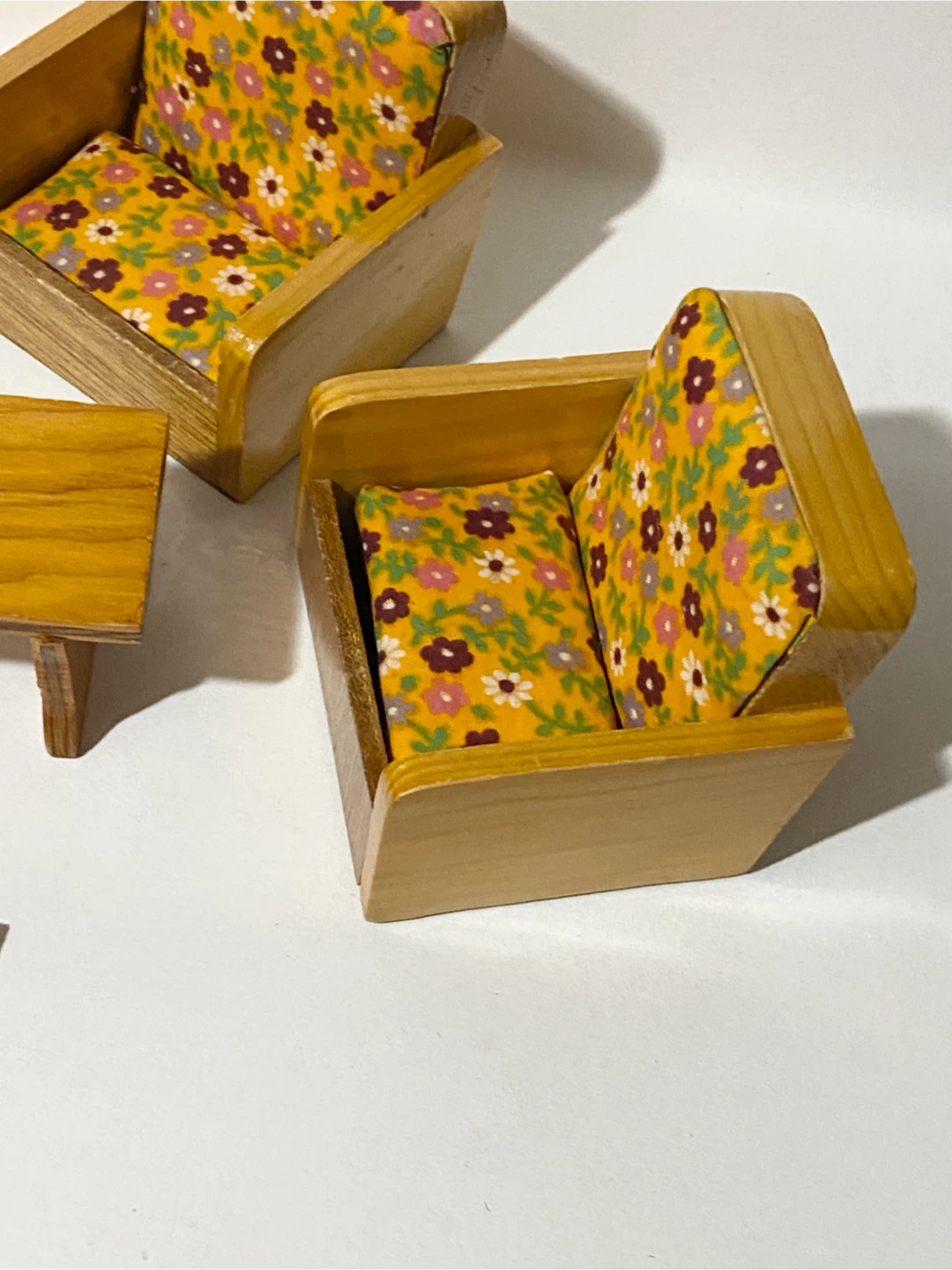 Dollhouse Miniature Wooden Vintage Living Room Set - photo 4