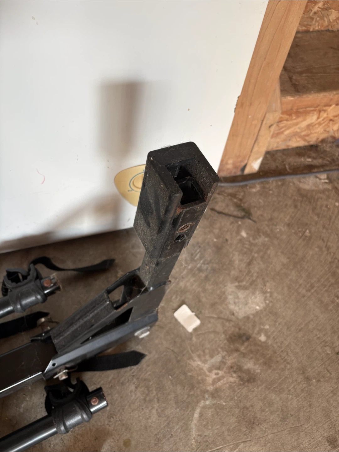 CargoMaster Hitch Mount Bike Carrier - photo 2