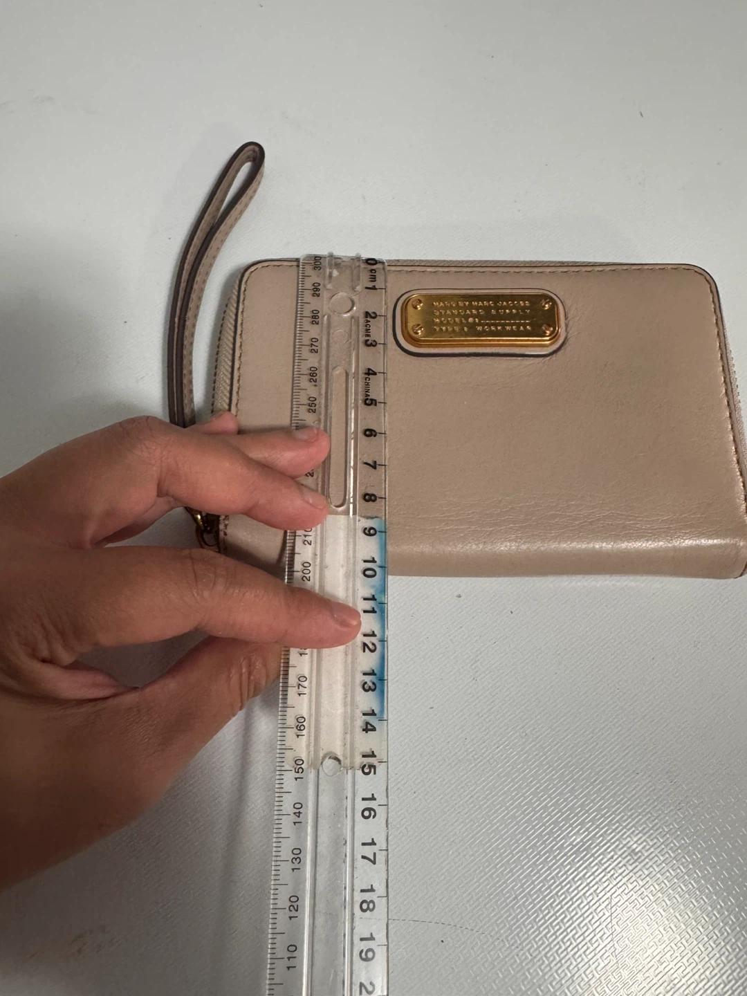 Marc by Marc Jacobs Wristlet Wallet - Beige