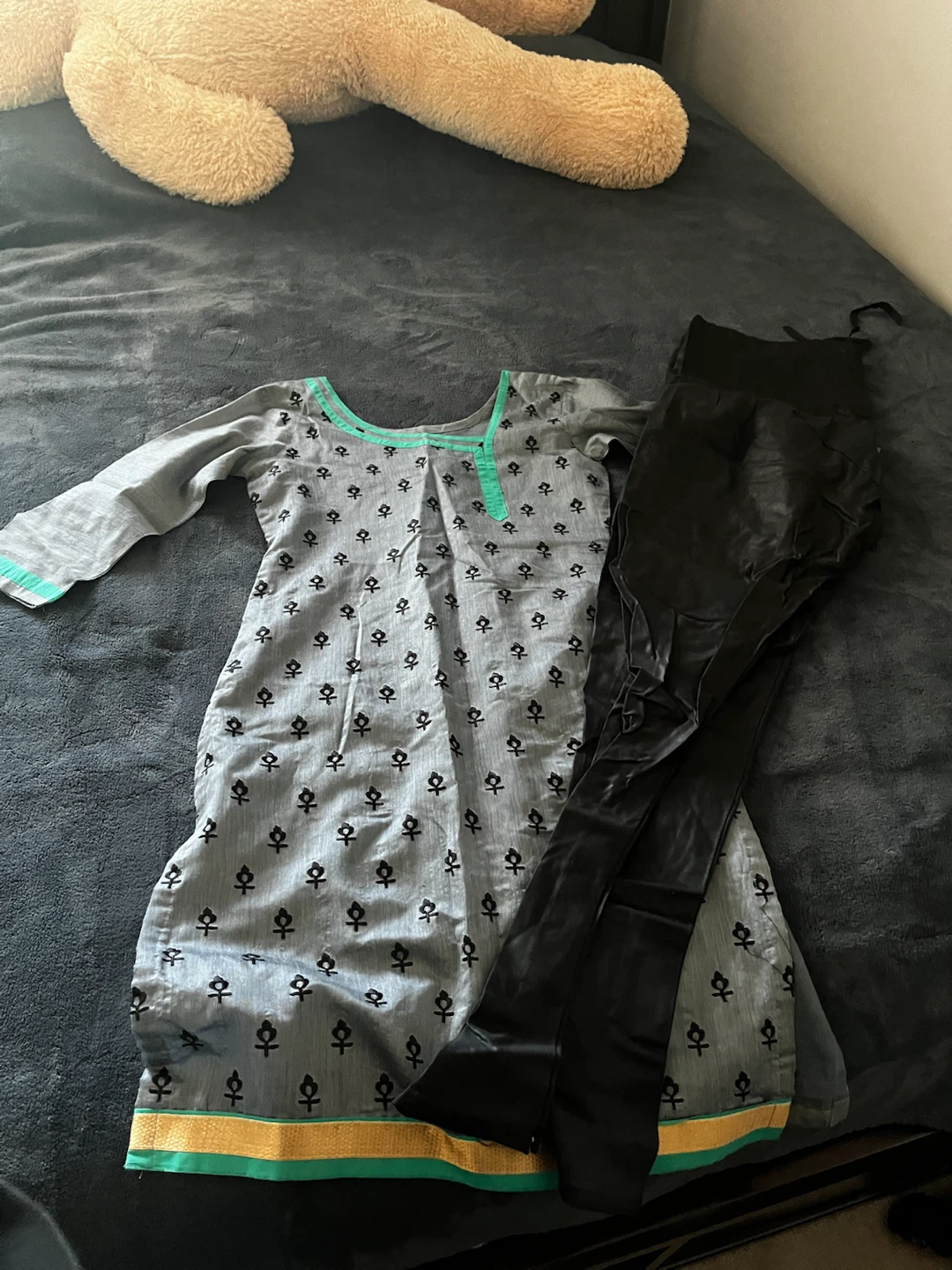 Multiple Indian Kurtis and Leggings - photo 4