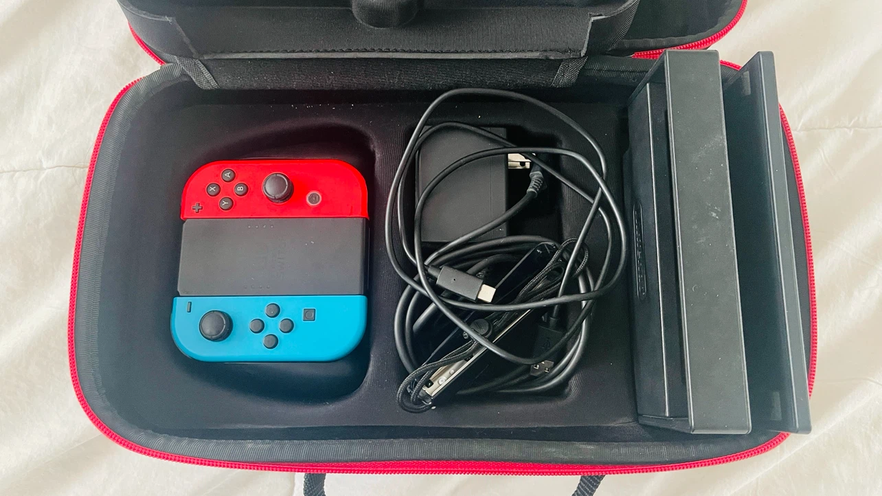 Nintendo Switch Console with extra Accessories - photo 2