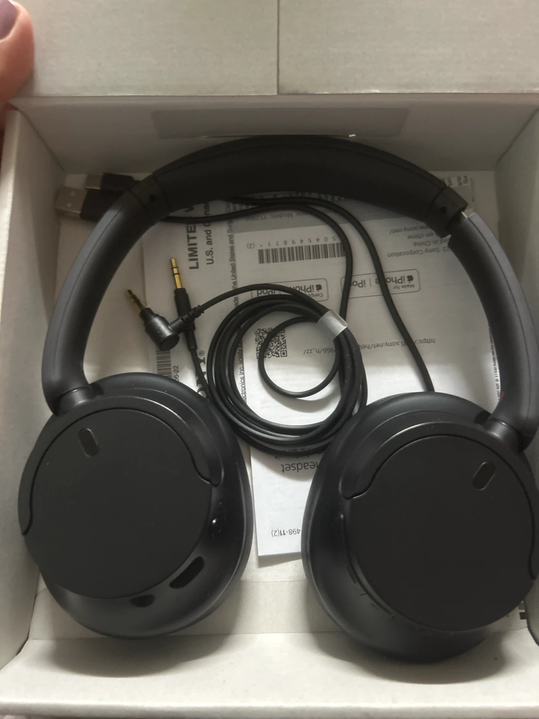 Sony Wireless Headphones - photo 4