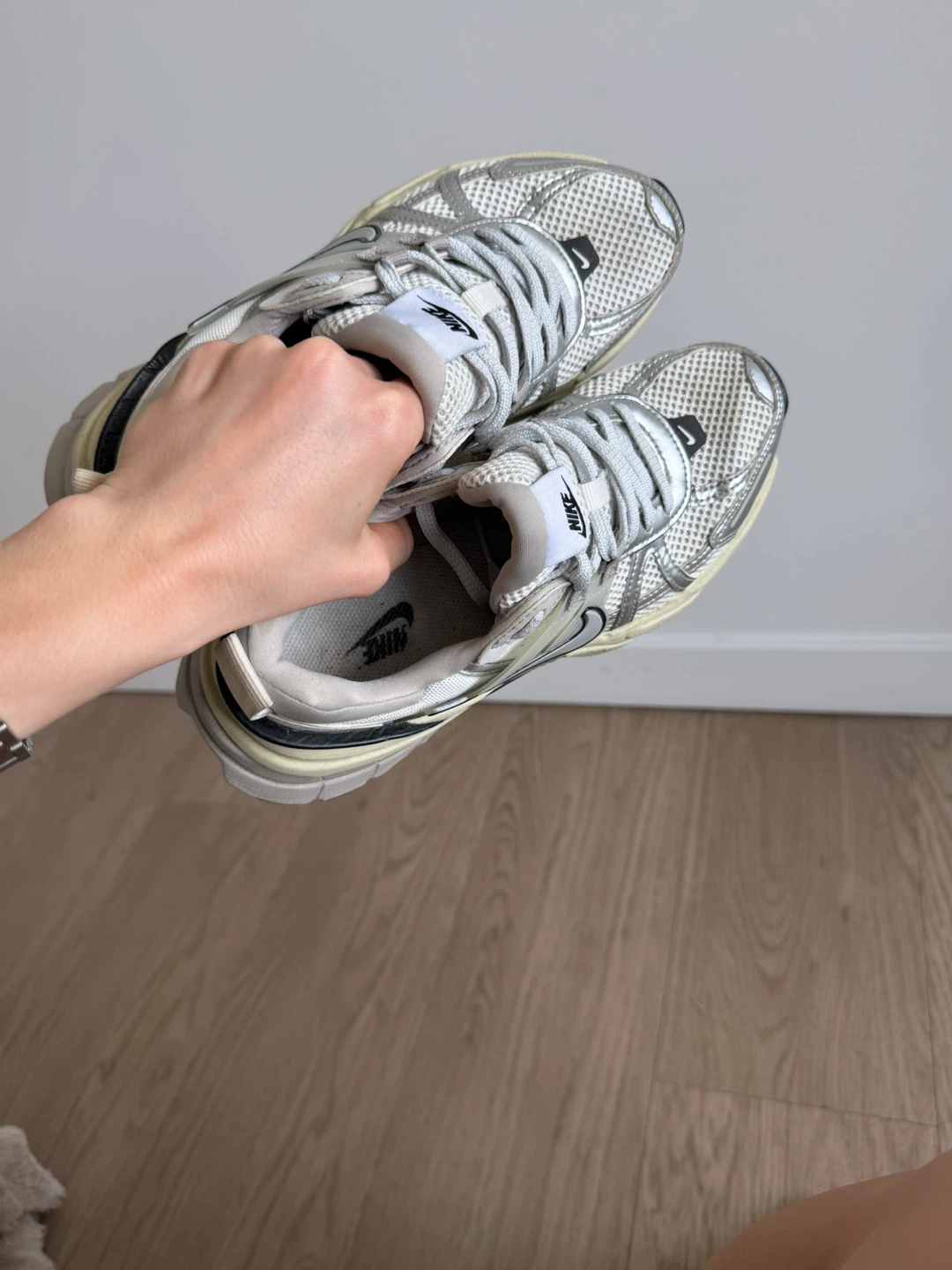 Nike Shoes - photo 4