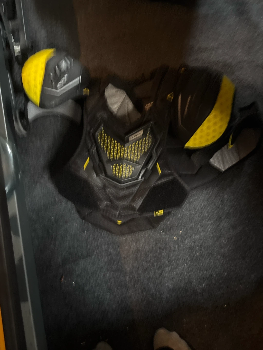 bauer supreme hockey chest protector