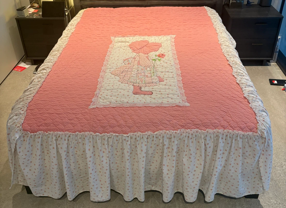 Vintage 1980 Holly Hobby Bedspread Full/Double