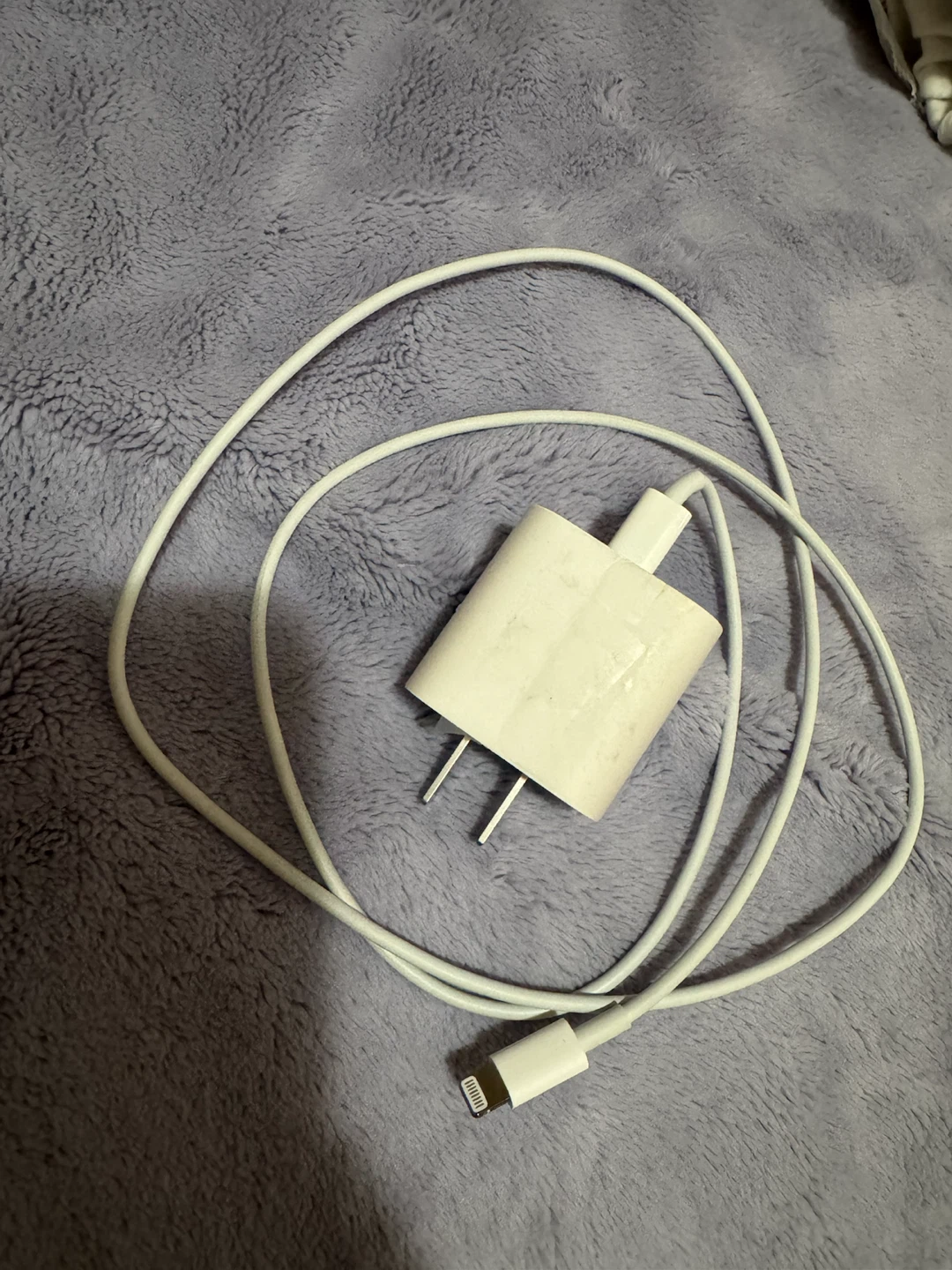 apple faster charger with block included (iphone 14 and below) - photo 2