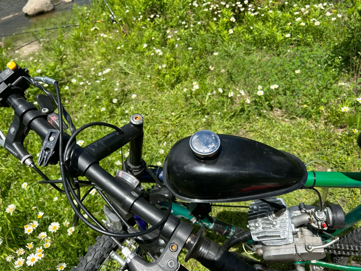 80 cc gas motorized bike ⛽️ - photo 4
