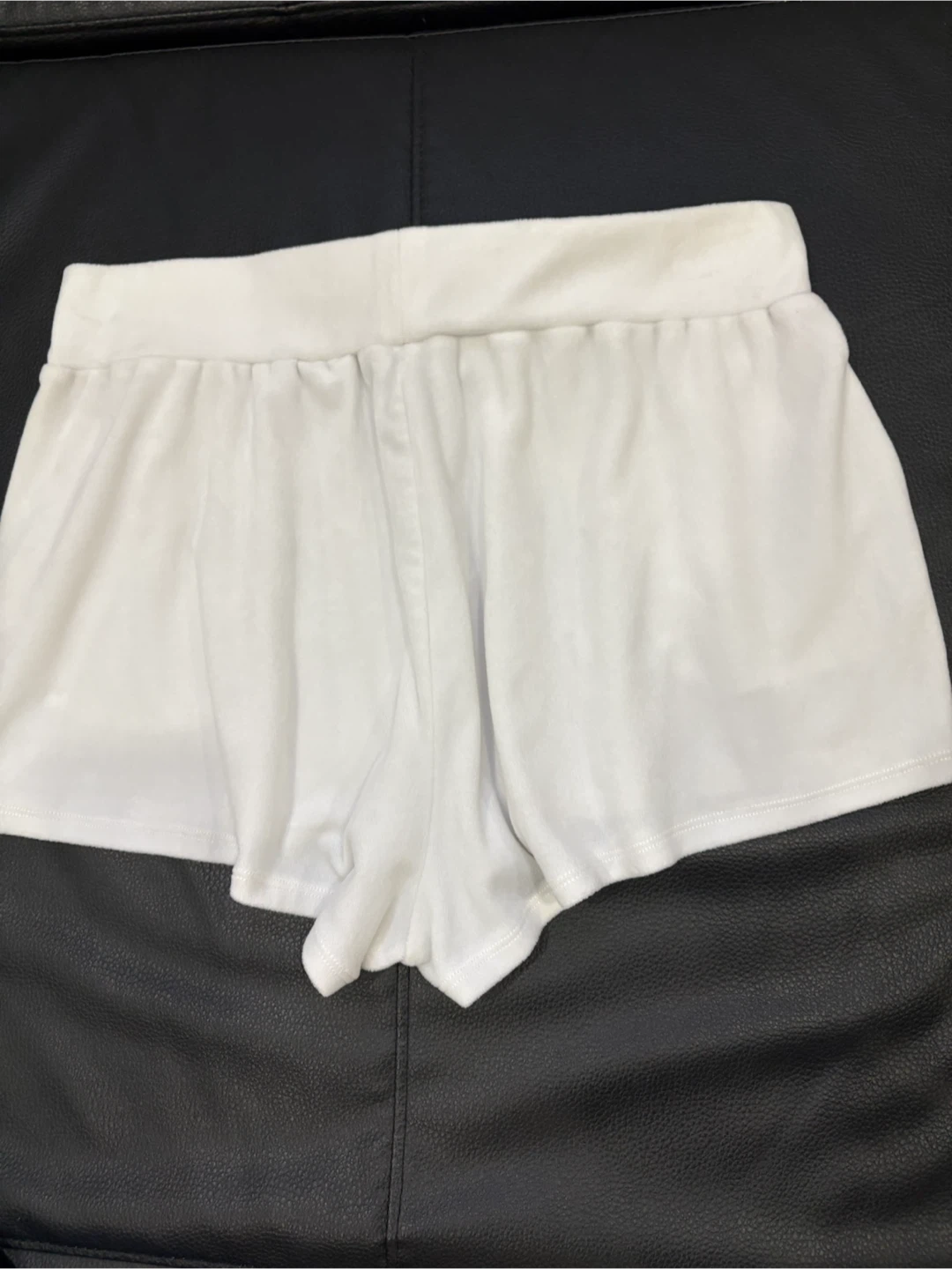 H&M Divided White Lounge Shorts - photo 4