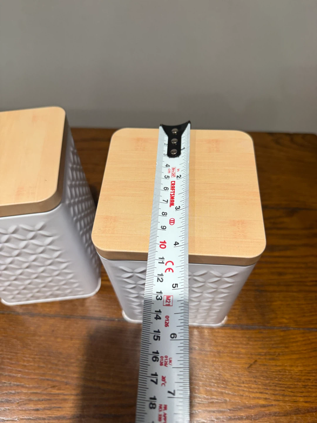 Set of 2 White Square Canisters with Wood Lids - photo 4