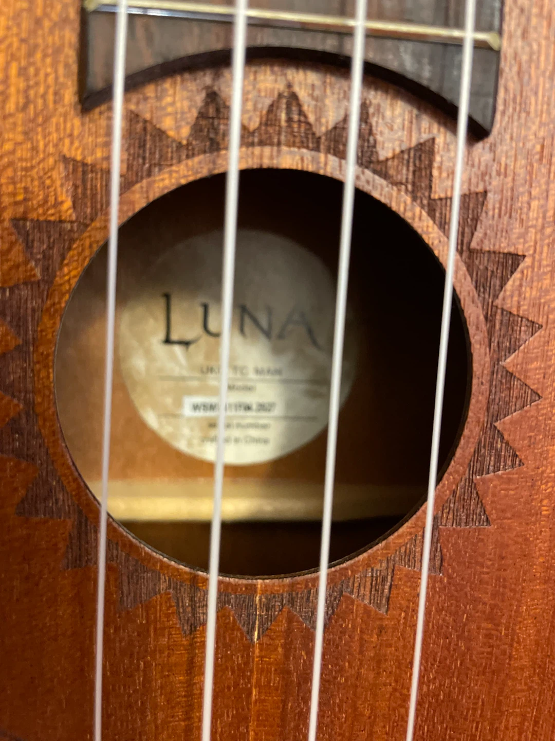 Luna Ukulele - photo 3