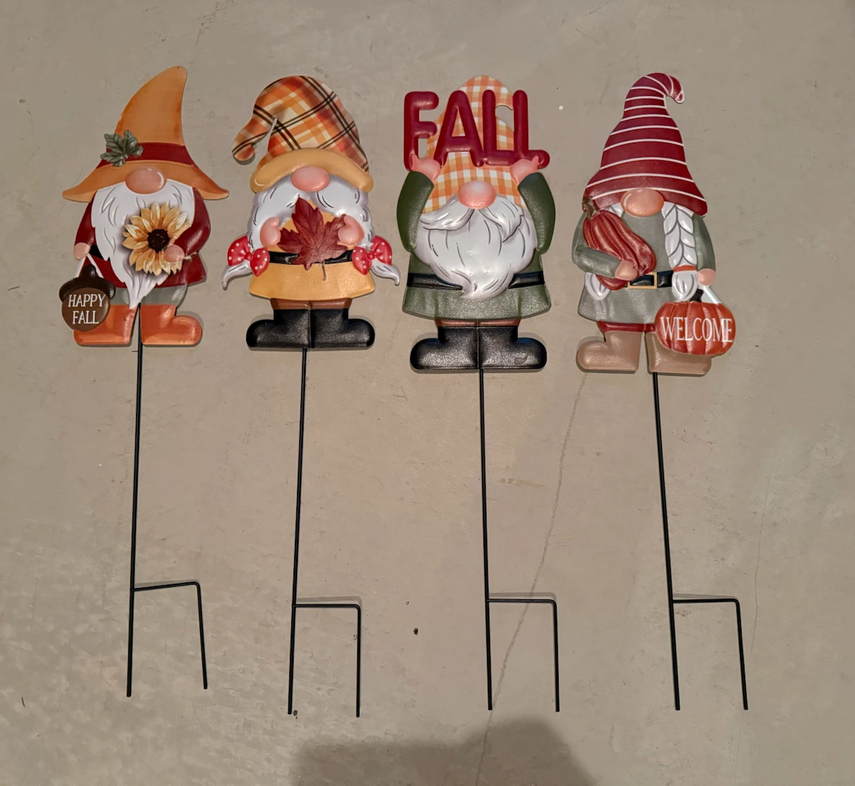 Four (4) Gnome Garden Picks - Pick up in Alpine Park SW - photo 2